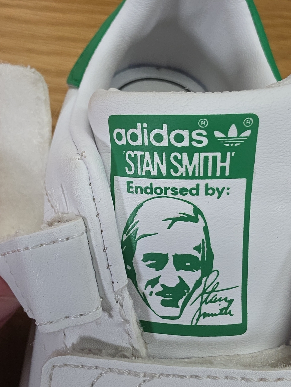 Adidas Stan Smith Kids White & Green Velcro Sneakers Size 11.5 - Picture 2 of 7